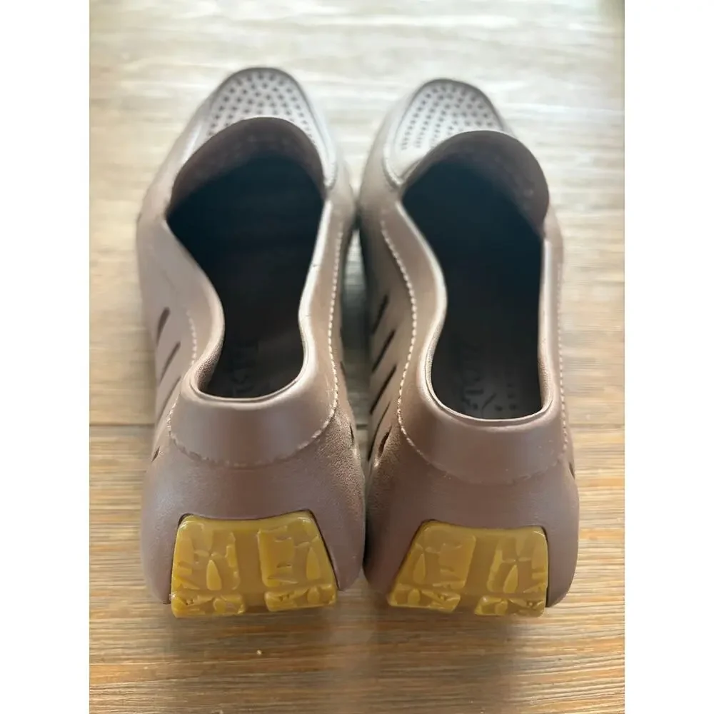 Floafers Brown Perforated Loafer Flats Women’s Size 10 Lightweight Comfort Shoes